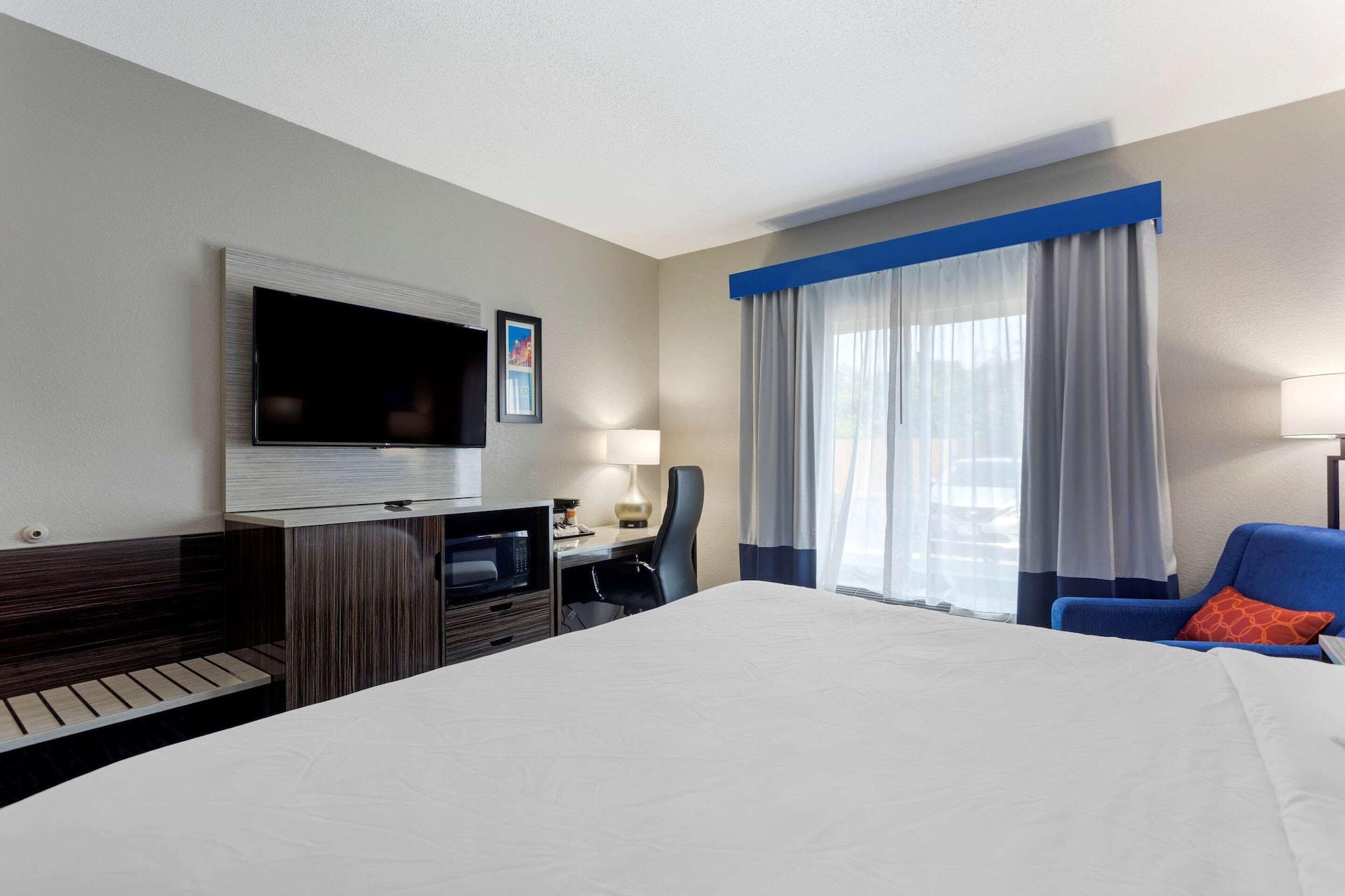 Comfort Inn & Suites Мемфис Экстерьер фото